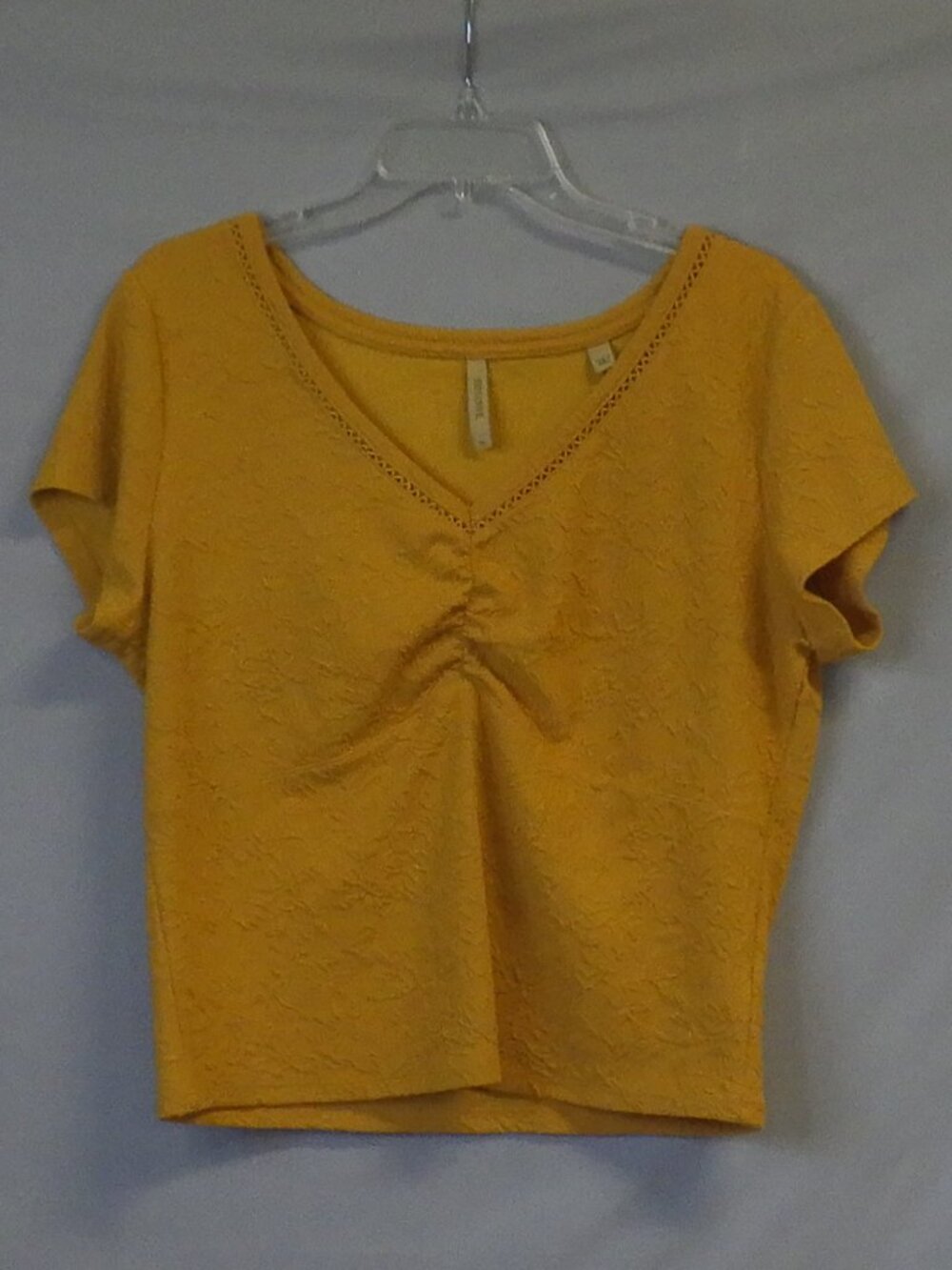 Shyanne V-Neck Short Sleeve Stretch Knit Top